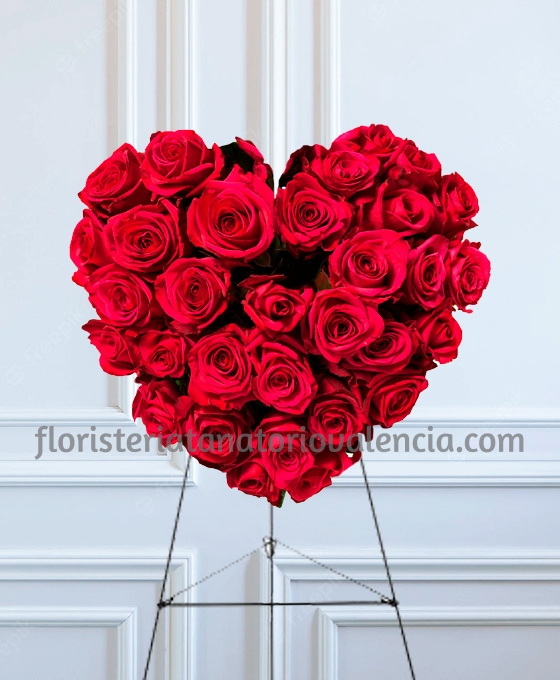 corazón de 36 rosas rojas fúnebres