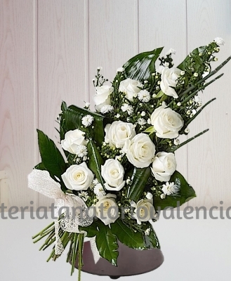 Ramo Funerario 12 rosas blanca